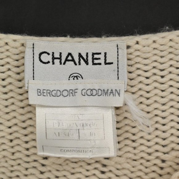 CHANEL Womens VTG Cream Cashmere Sweater Long Sleeve Chunky Knit Sz US 4 / IT 40 - Picture 9 of 10